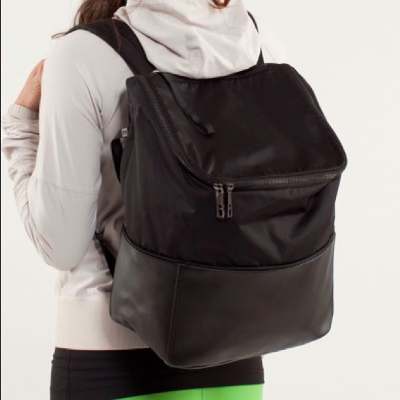 lululemon athletica Handbags - ⭐️RARE Lululemon Spring Fling Backpack..